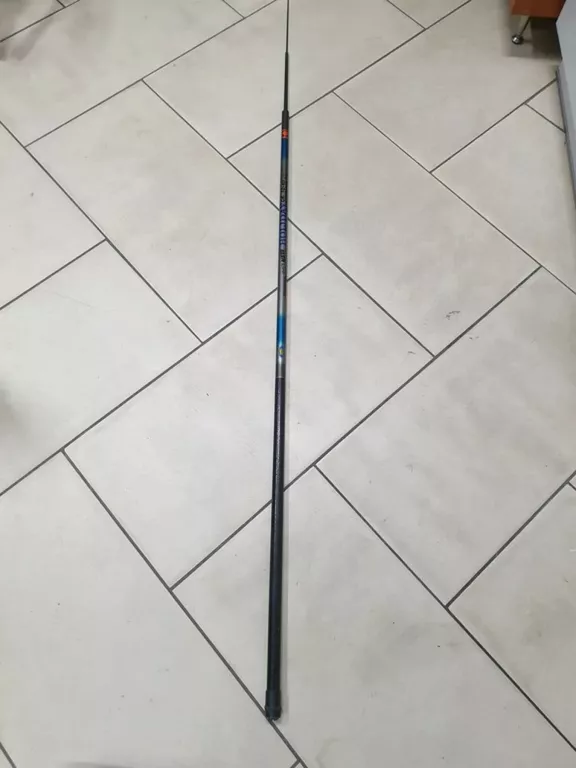 BAT INTERNATIONAL HOLIDAY GR 10-40 3M
