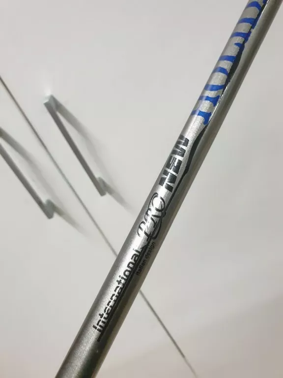 BAT INTERNATIONAL HOLIDAY GR 10-40 3M