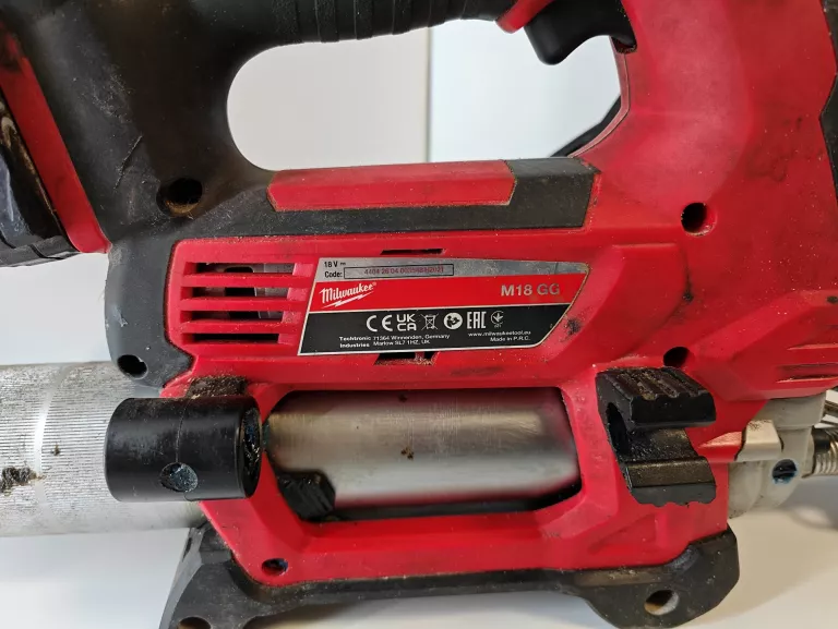 MILWAUKEE M18 GG SMAROWNICA + AKU 5.0AH TOWOTNICA