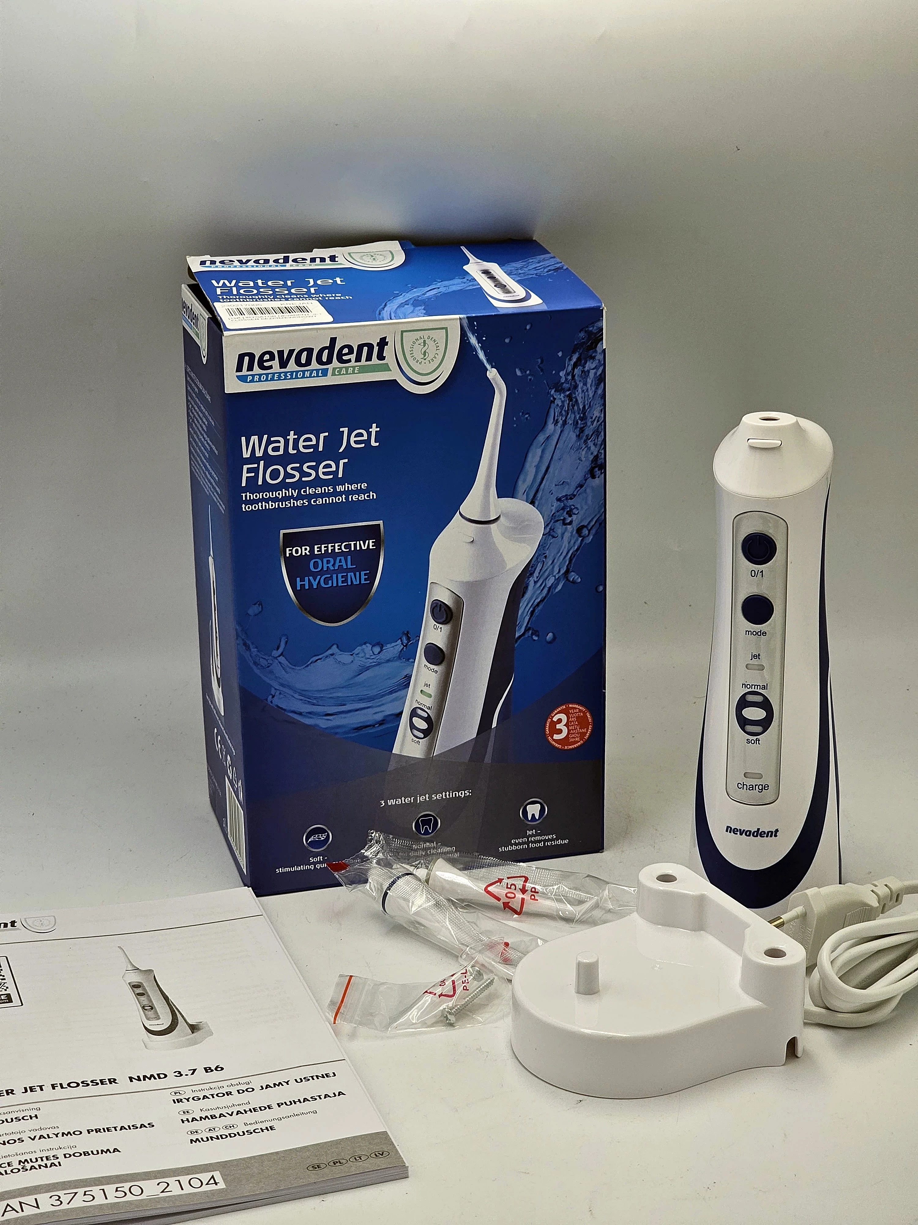 irygator-dentystyczny-do-zebow-nevadent-nmd-37-bezprzewodowy-z-ladowarka-jednosci-narodowej-45-sj-wroclaw