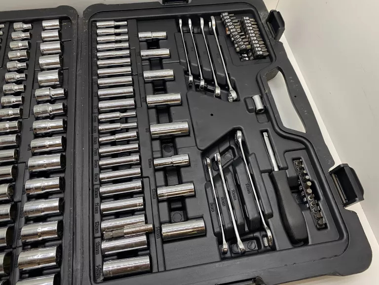 zestawy-kluczy-stanley-stht0-71654-14-38-12-201-szt-marka-stanley