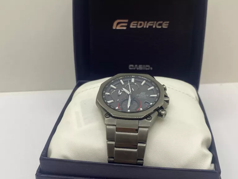 ZEGAREK CASIO EDIFICE EQB-1000 5639