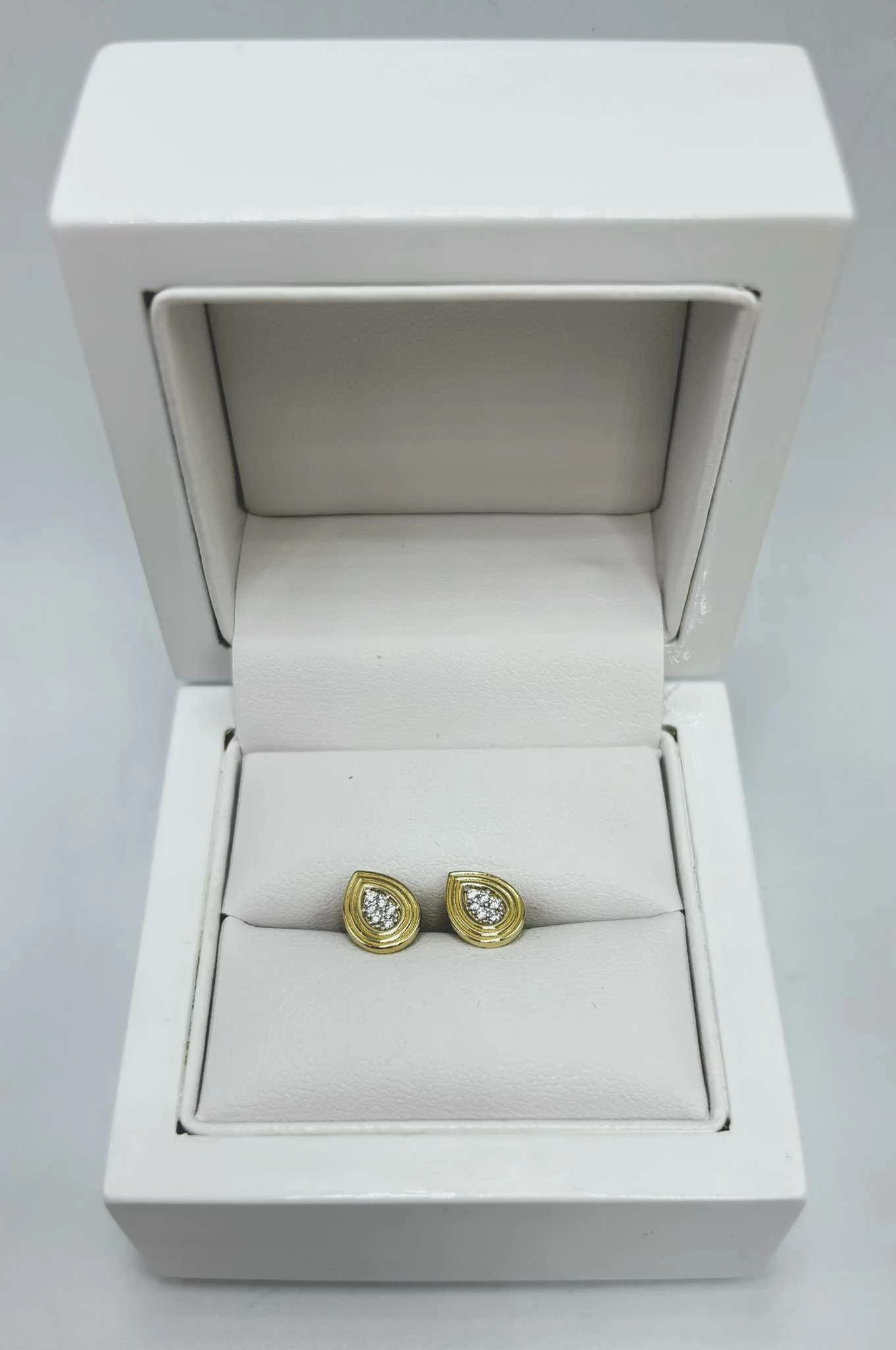 delikatne-zlote-kolczyki-z-cyrkoniami-585-141g-rodzaj-2205-16