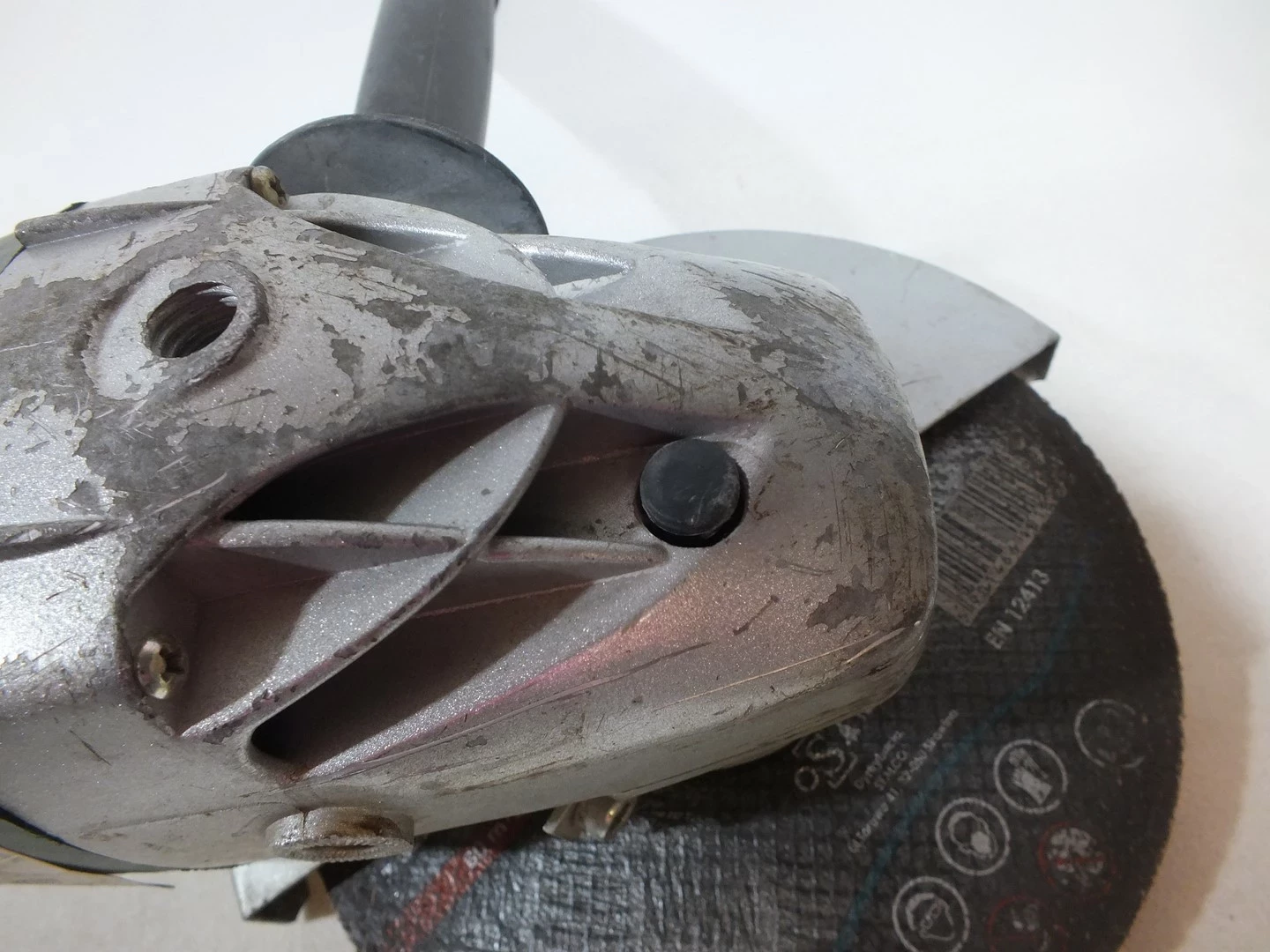 szlifierka-katowa-eurotec-ag-232-bn-ean-gtin-5905741186042