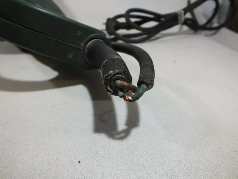 szlifierka-katowa-eurotec-ag-232-bn-srednica-tarczy-mm-inna-srednica