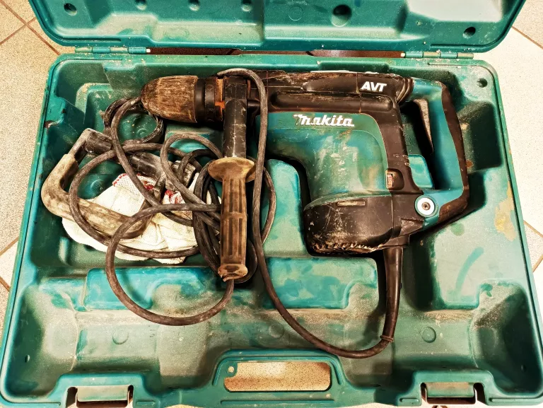 MŁOT UDAROWO-OBROTOWY MAKITA HR4011C WALIZKA