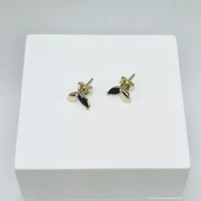 subtelne-zlote-kolczyki-z-czarnym-kamieniem-585-114g-rodzaj-2205-16