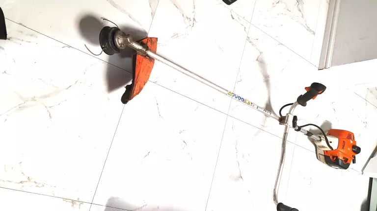 KOSA SPALINOWA STIHL FS 240