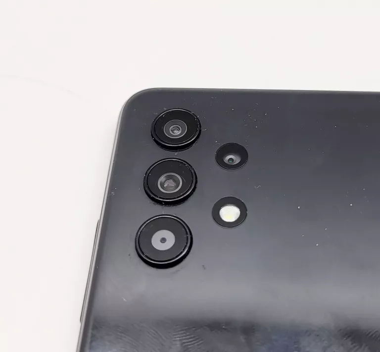 smartfon-samsung-galaxy-a32-4-gb-64-gb-4g-lte-czarny-angielskie-menu-kolor-czarny