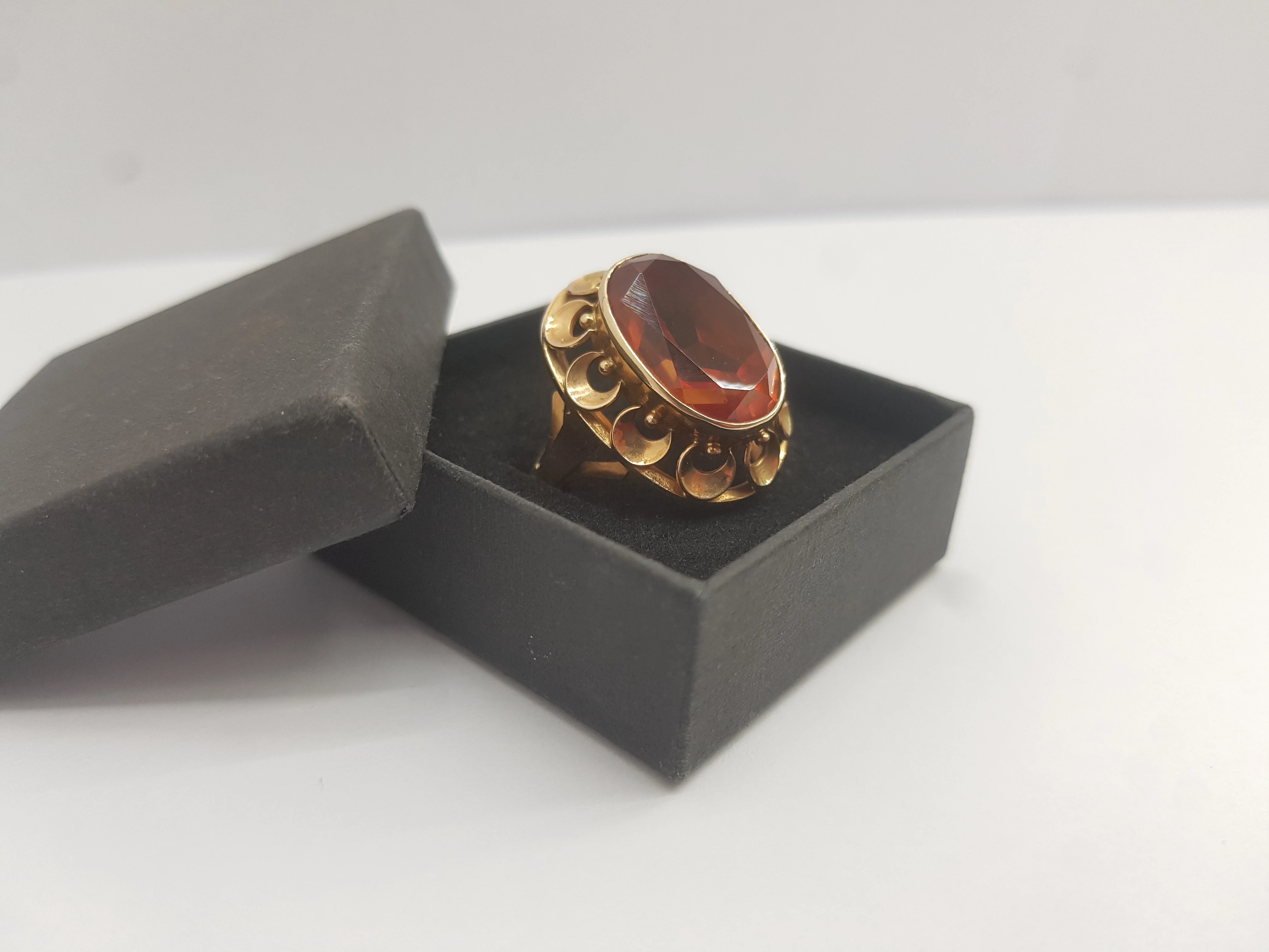 pierscionek-od-babci-zloto-585-doskonaly-stan-od-lombard-trzebnica-kamien-inny-kamien