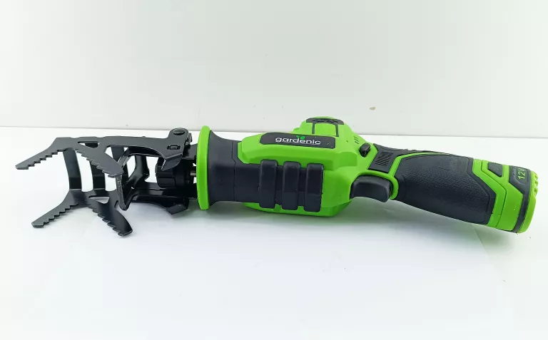 akumulatorowa-pila-do-galezi-gardenic-12v-max-zasilanie-elektryczne-akumulatorowe
