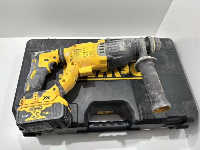 MŁOTOWIERTARKA DEWALT DCH263 WALIZKA