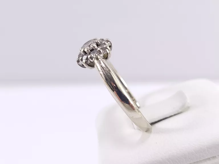 pierscionek-biale-zloto-cyrkonie-289g-585-r18-ean-gtin-5903772052107