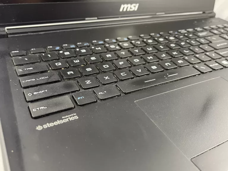 LAPTOP MSI GL62 6QD 15,6 " INTEL CORE I5 8 GB 512GB