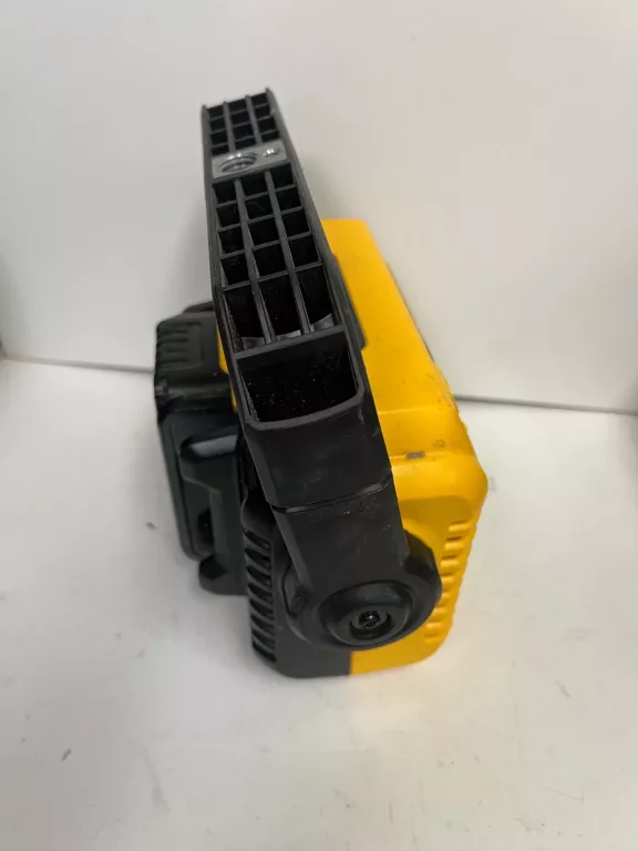 LAMPA LED AKU DEWALT DCL077 18V 2000 LM + AKU 5AH