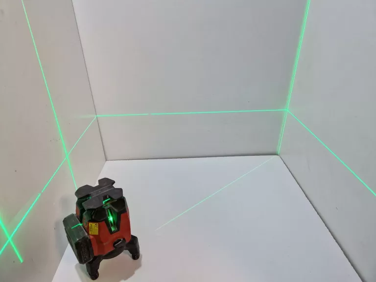 LASER KRZYRZOWY HILTI PM 40-MG KOMPLET Z WALIZKĄ I STATYWEM!!