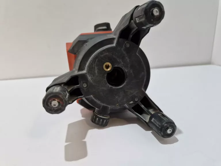 LASER KRZYRZOWY HILTI PM 40-MG KOMPLET Z WALIZKĄ I STATYWEM!!