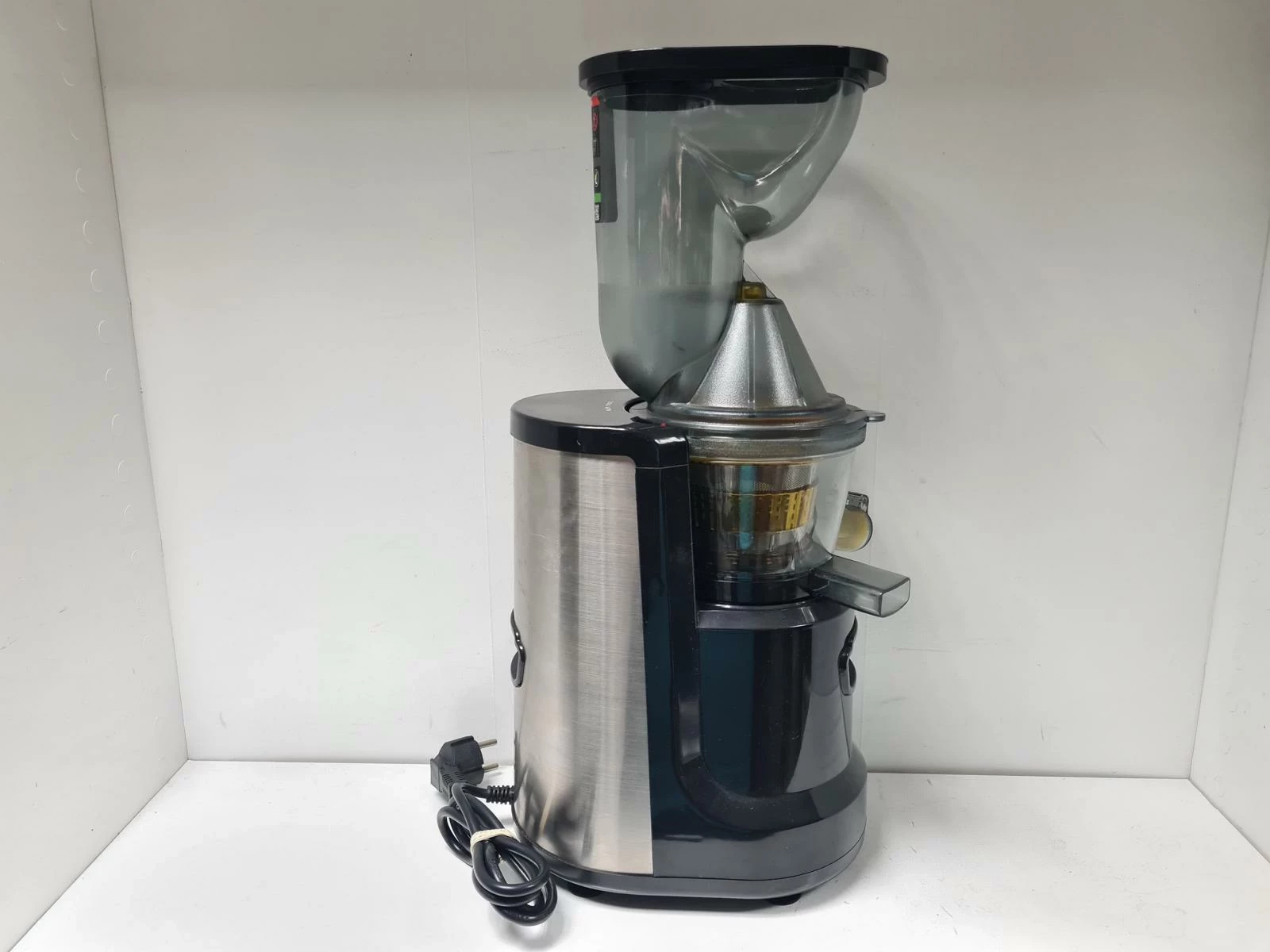 wyciskarka-wolnoobrotowa-salute-g8ba-komplet-marka-inna