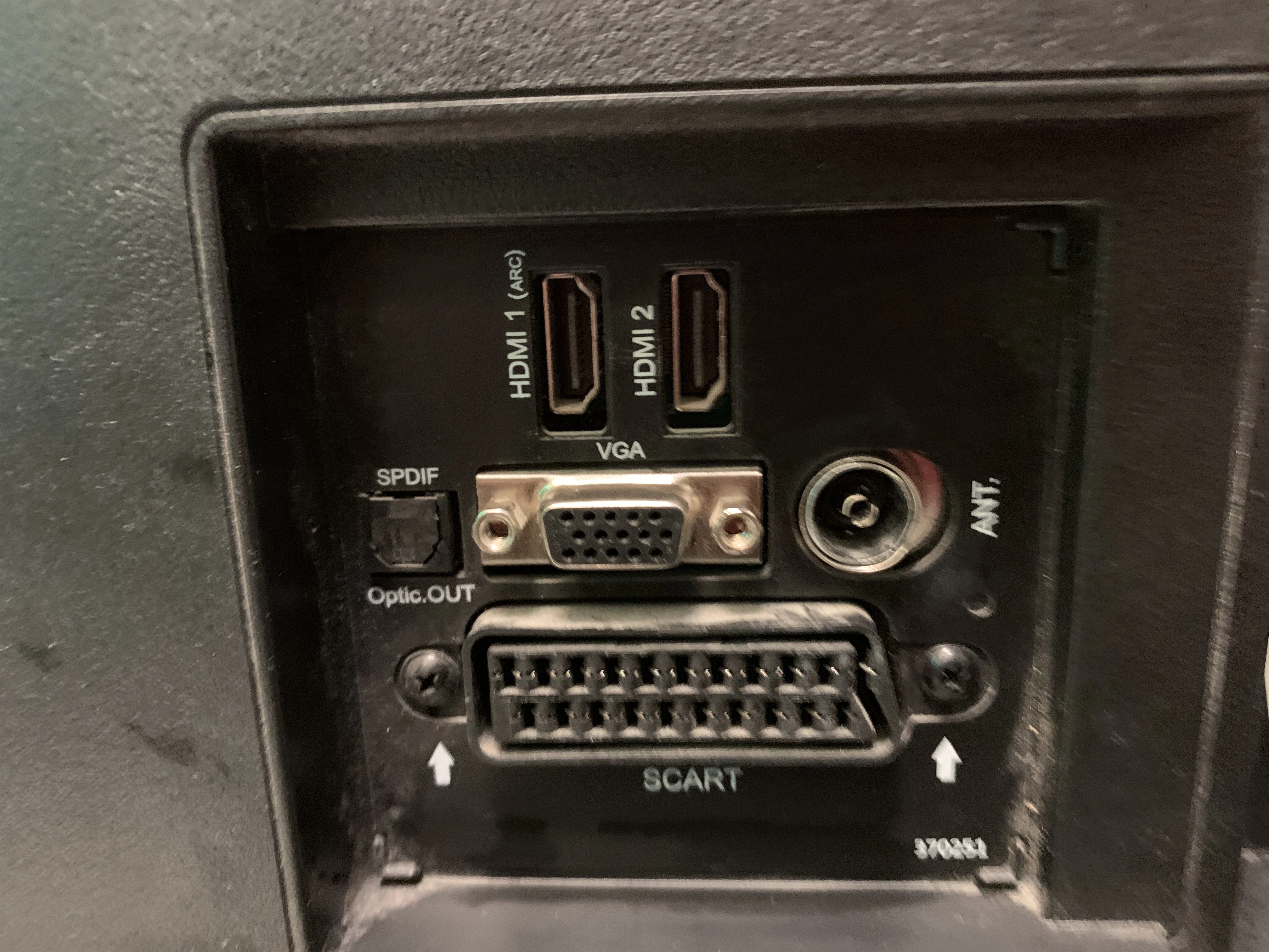 telewizor-hyundai-flp40t111-full-hd-polecam-marka-hyundai