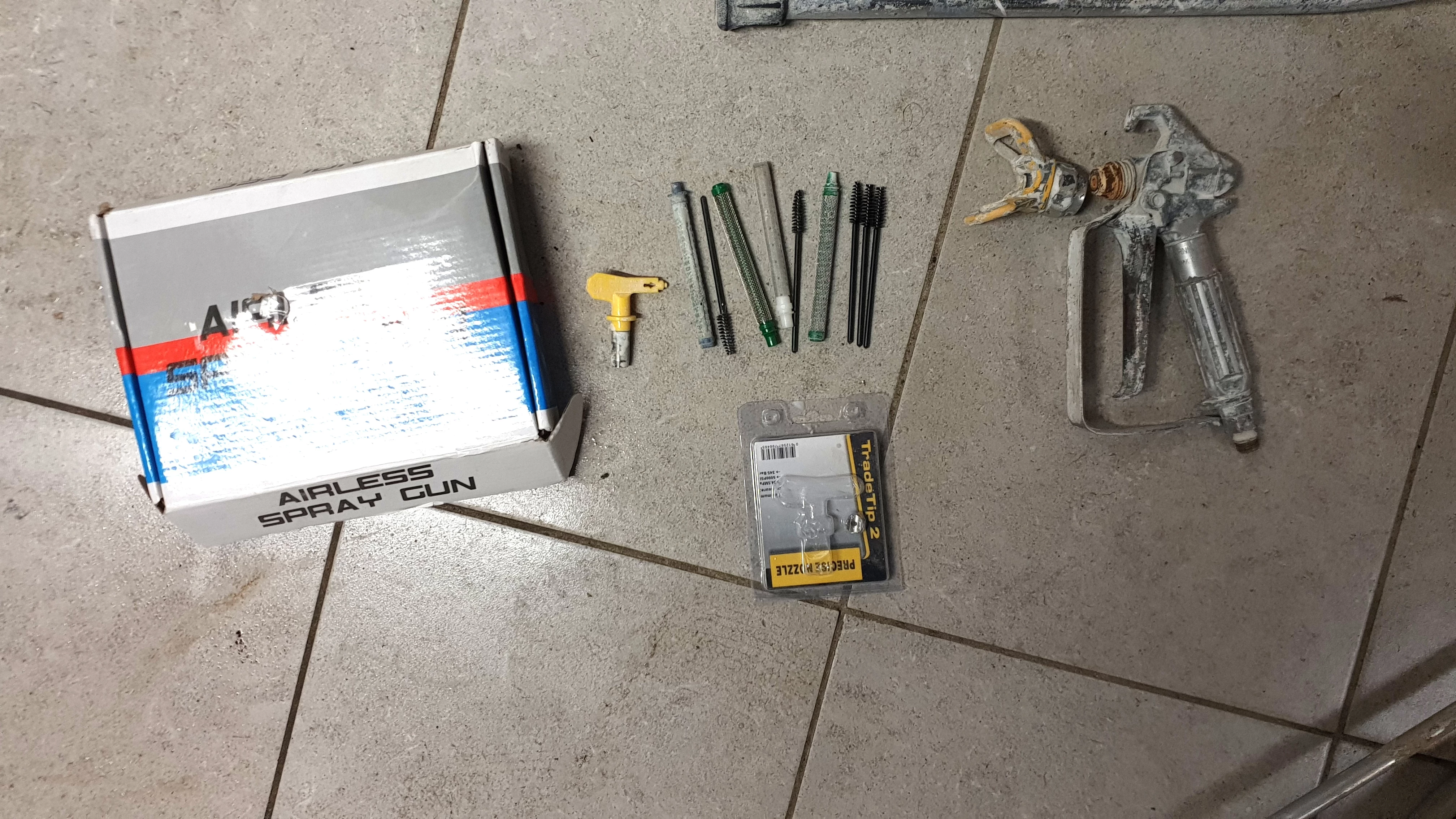 agregat-malarski-airlessco-lp-555-17m197-2-pistolety-dysze-model-lp555