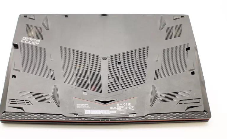 LAPTOP MSI GAMING 16GB RAM SSD 256GB + HDD 1TB GEFROCE 1650