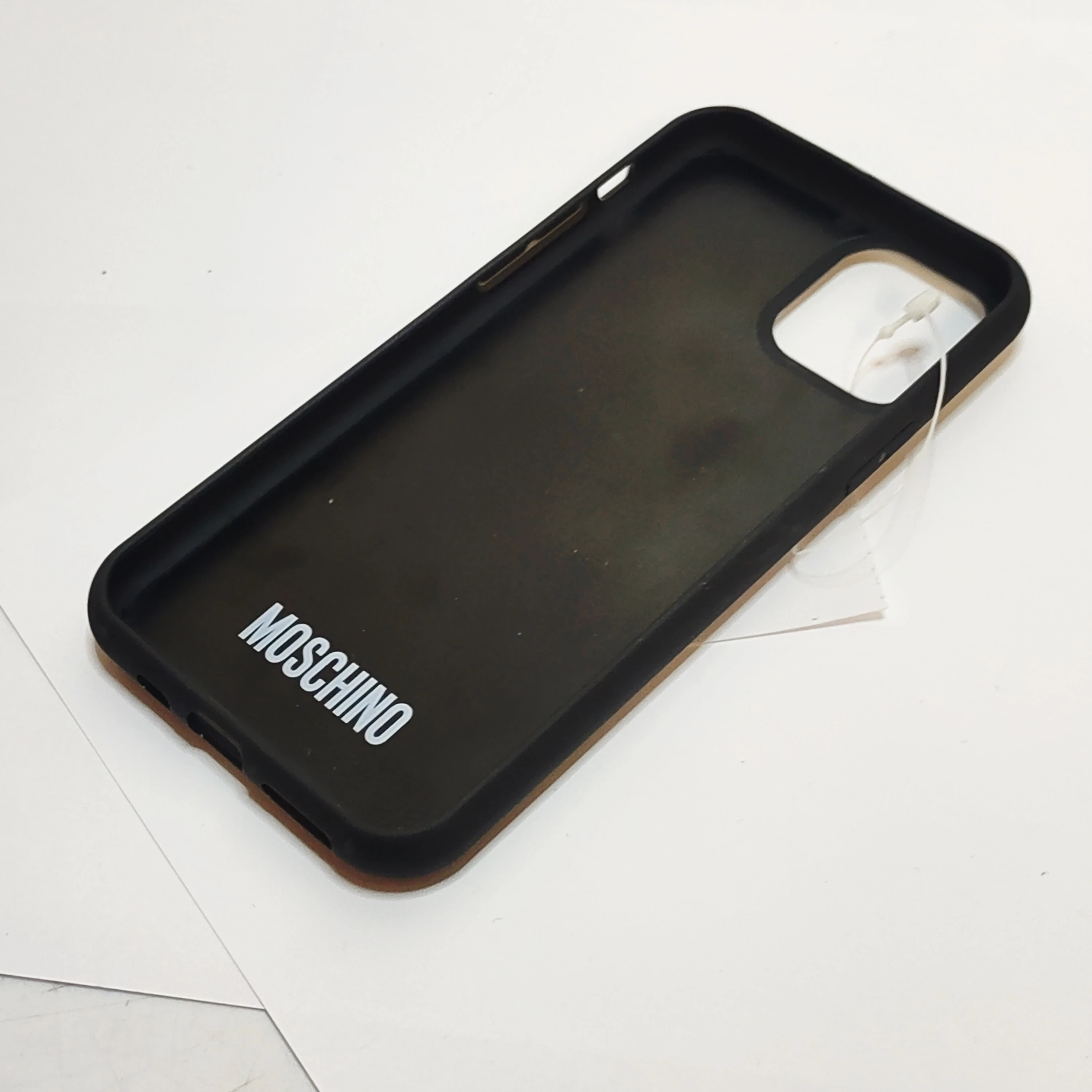 etui-love-moschino-iphone-kolor-wielokolorowy