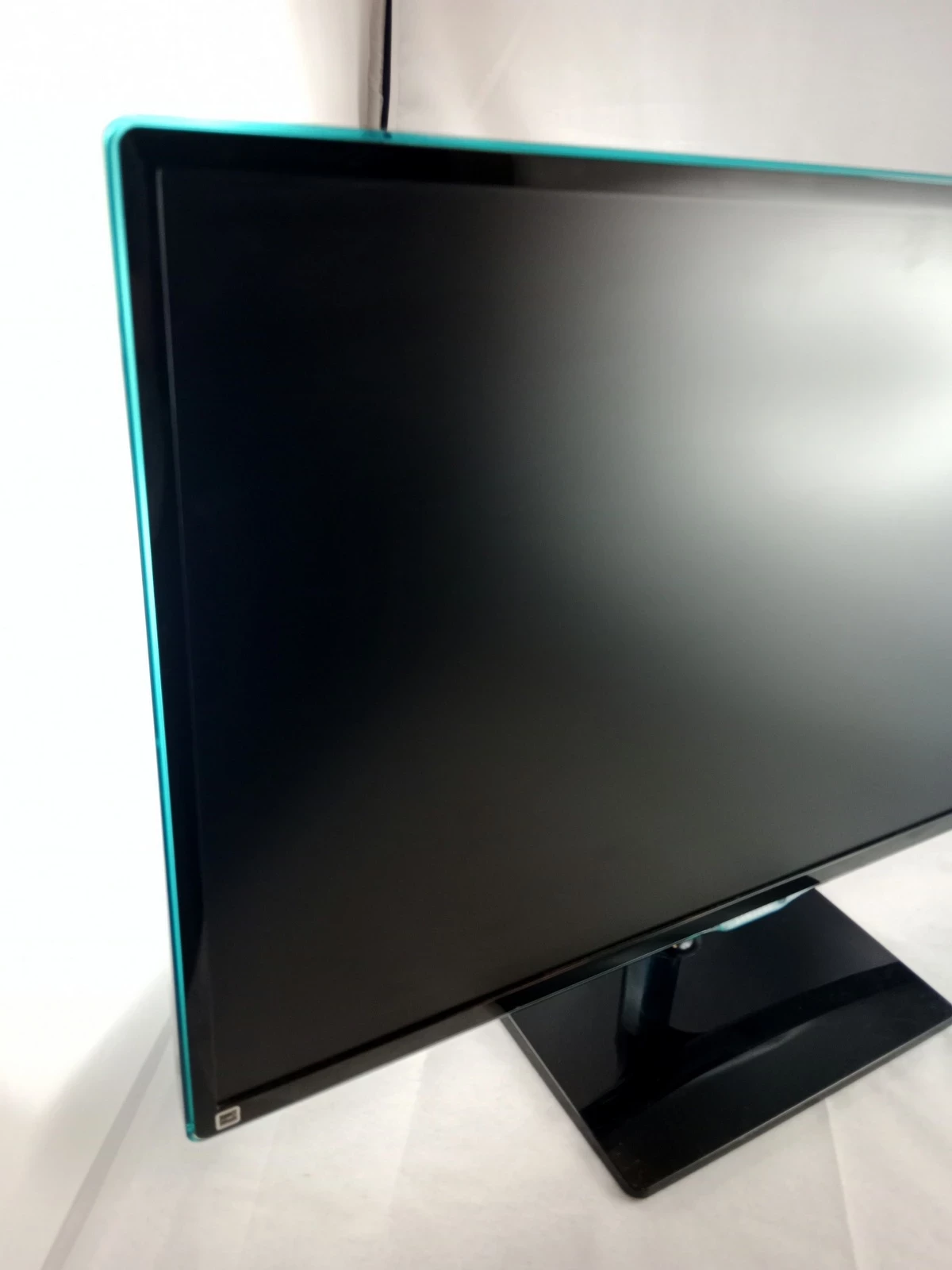 monitor-full-hd-27-cali-samsung-s27d390h-ean-gtin-8806086000123