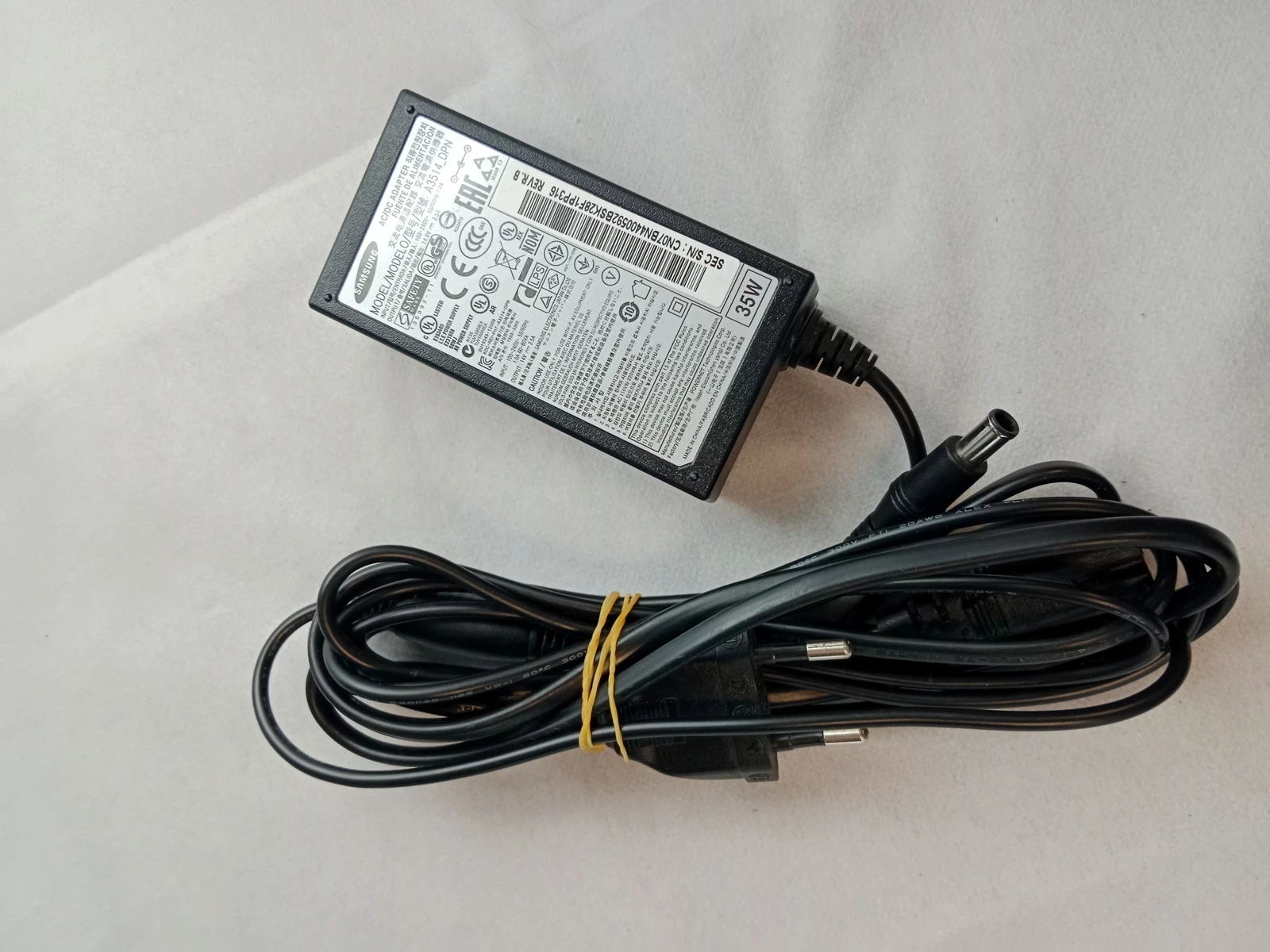 monitor-full-hd-27-cali-samsung-s27d390h-klasa-efektywnosci-energetycznej-stara-klasyfikacja-dla-produktow-uzywanych