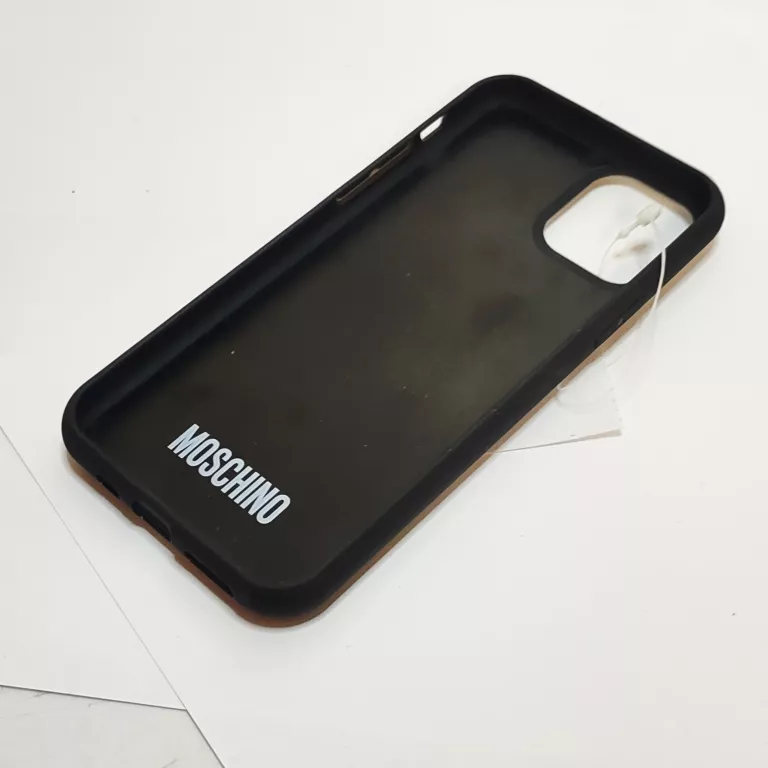 ETUI LOVE MOSCHINO IPHONE