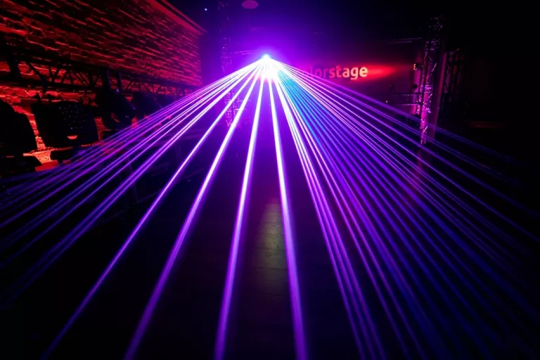 ESTRADOWY LASER ANIMACYJNY COLORSTAGE FLEX 1000MW RGB REMOTE CAL020