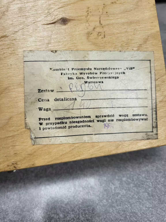 ZESTAW GWINTOWNIKÓW I NARZYNEK PRL VIS
