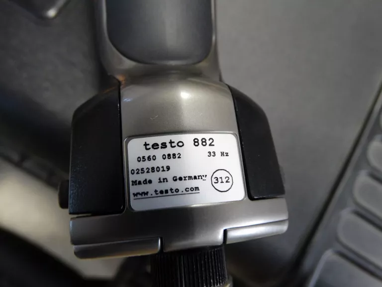 KAMERA TERMOWIZYJNA TESTO 882