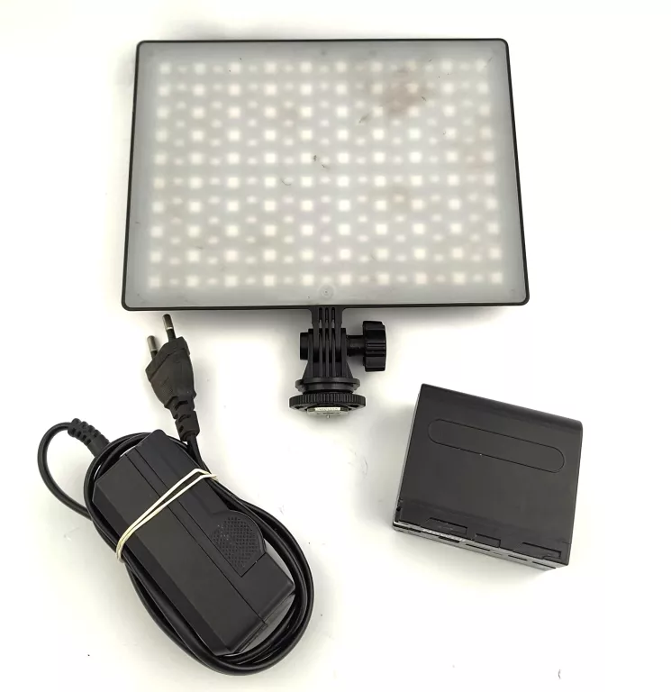LAMPA LED YONGNUO YN300 AIR Z BATERIĄ I ŁADOWARKĄ