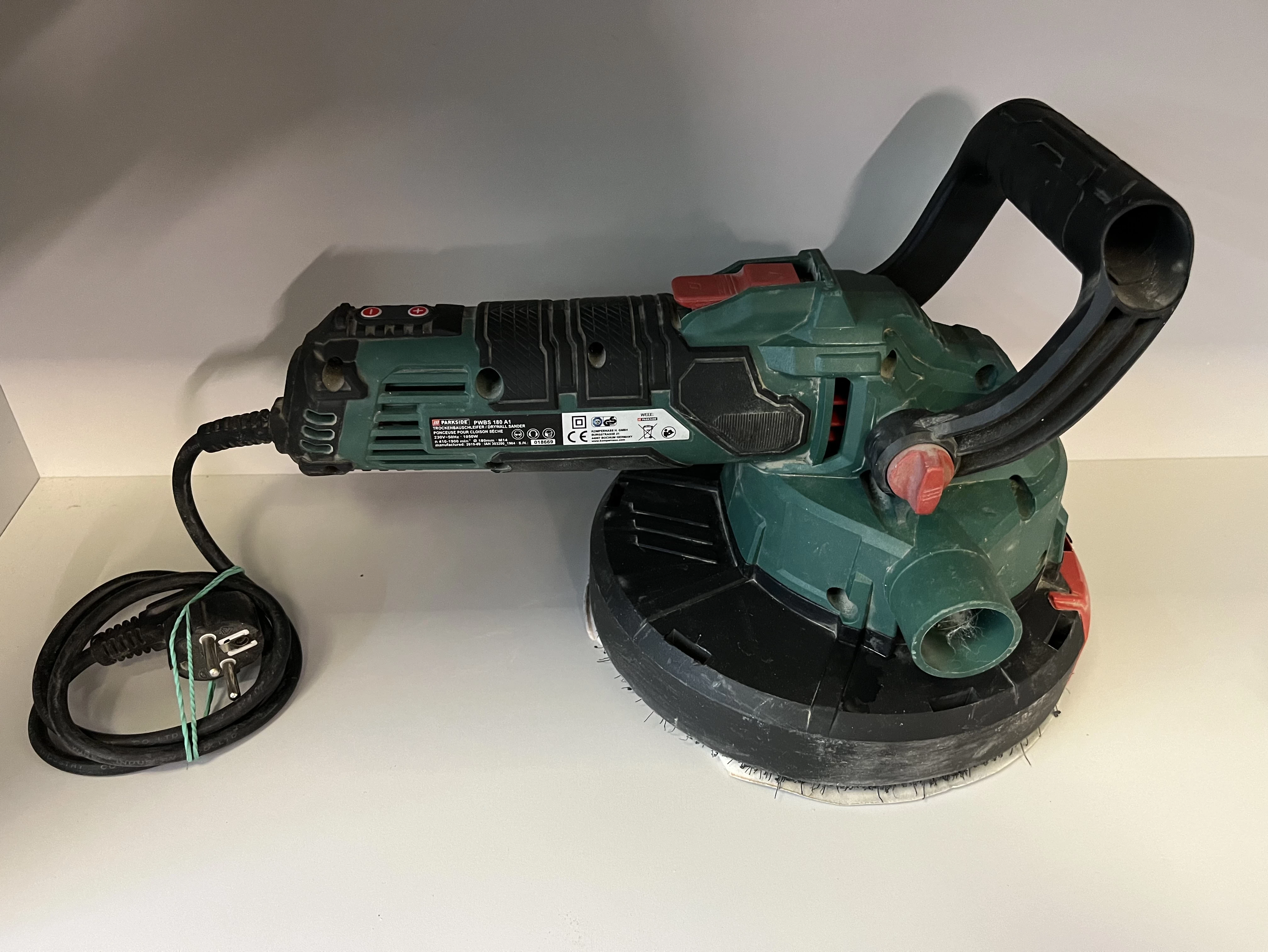 szlifierka-do-gipsu-parkside-pwbs-180-a1-stan-11323-2