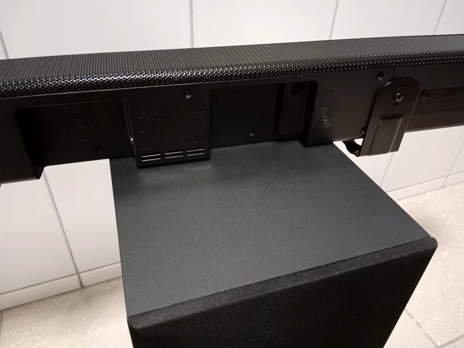 soundbar-samsung-hw-r550en-product-id