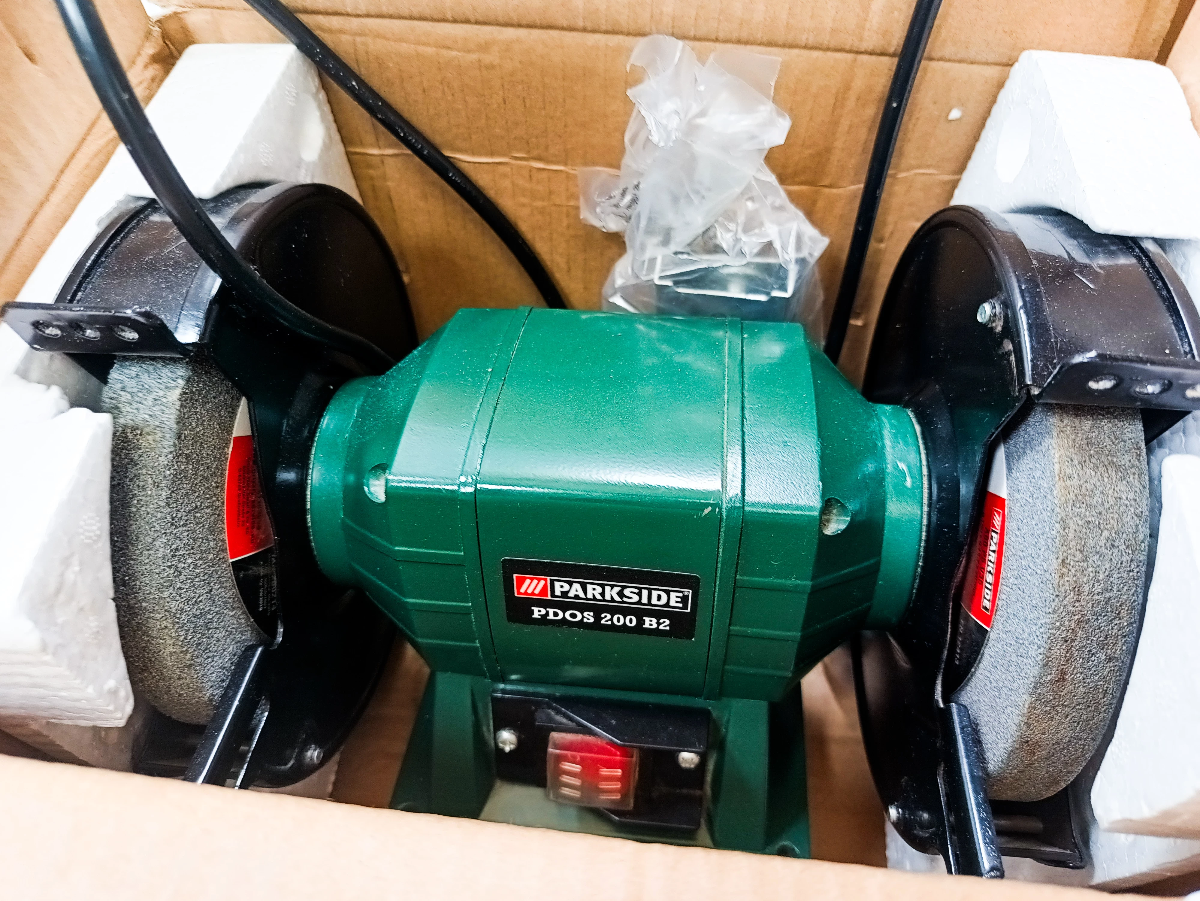 podwojna-szlifierka-stolowa-parkside-pdos-200-b2-stan-uzywany