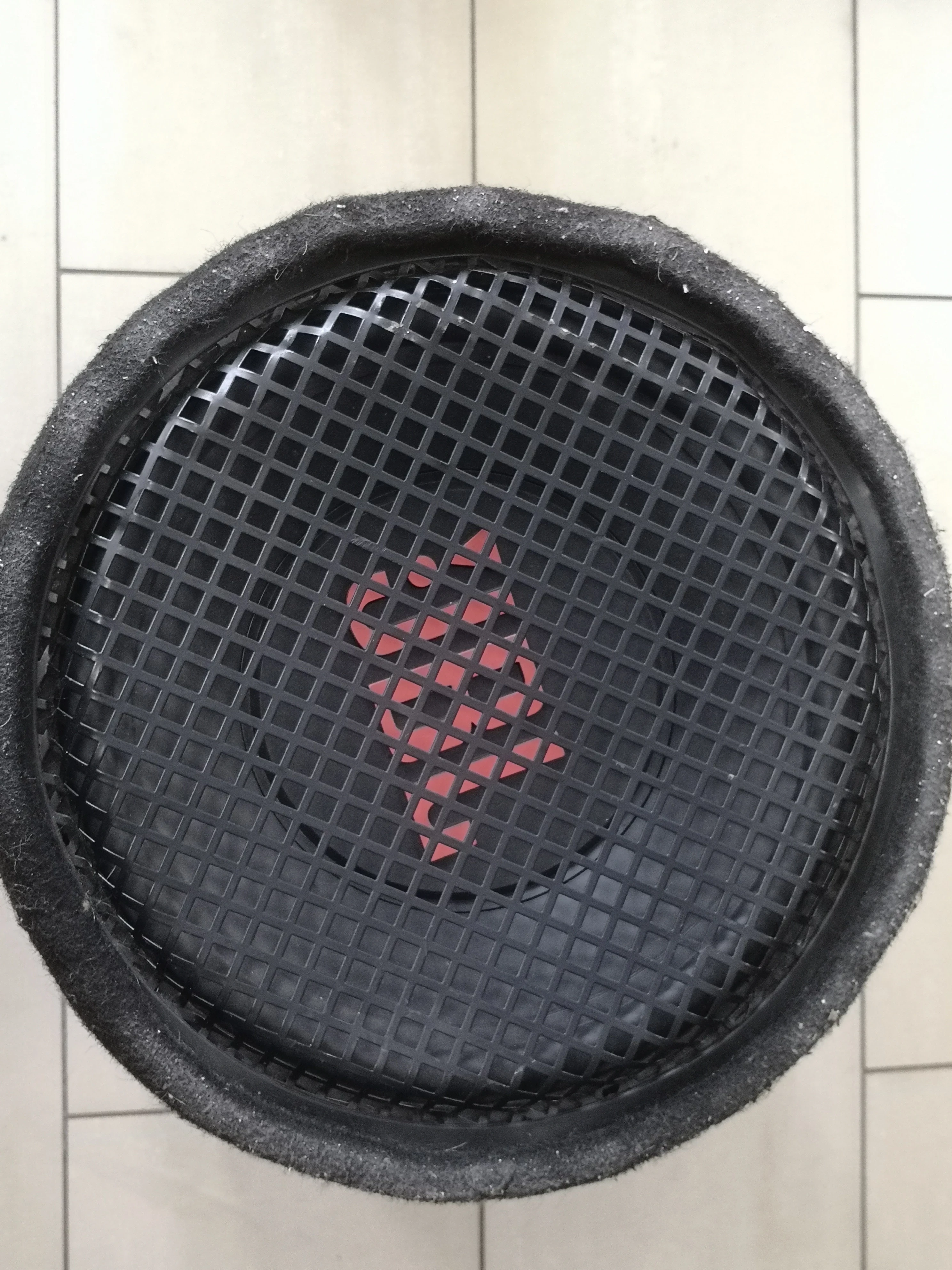 tuba-samochodowa-jbl-okazja-model-stage1200b