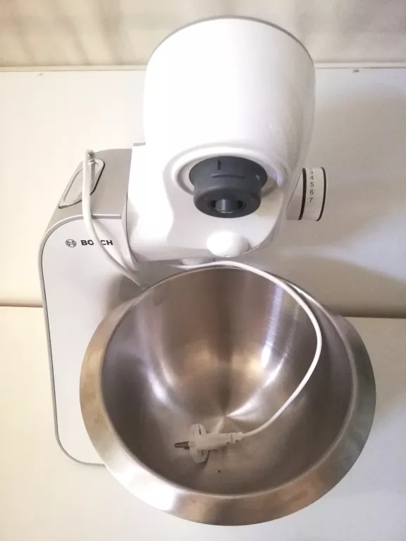 robot-kuchenny-planetarny-bosch-mum58231-stan-uzywany