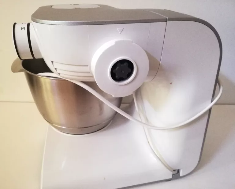 robot-kuchenny-planetarny-bosch-mum58231-kolor-dominujacy-bialy