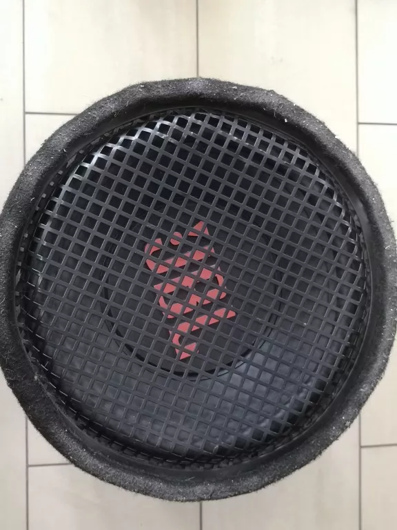 tuba-samochodowa-jbl-okazja-model-stage1200b