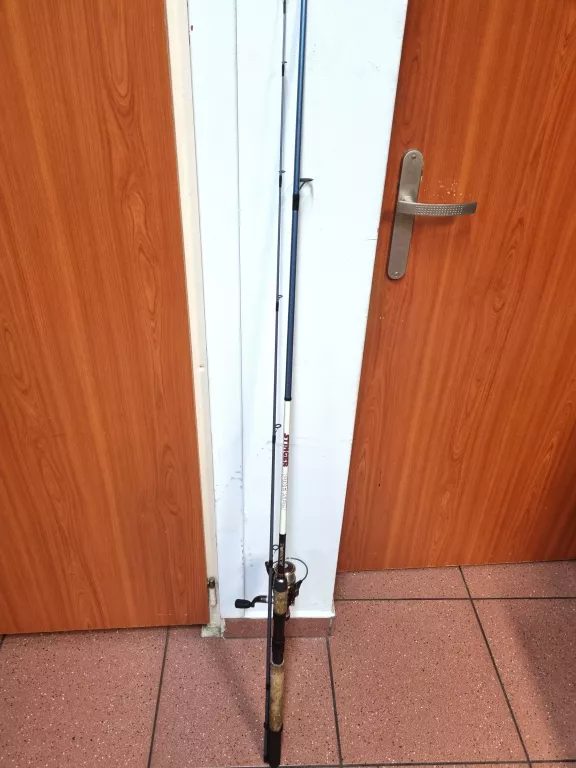 WĘDKA STINGER PIKE SPIN ROBINSON 2,7M 10-30G + KOŁOWROTEK ROBINSON