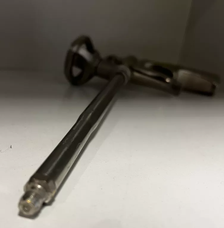 pistolet-do-pian-montazowych-diall-product-id-3168437d-4a38-4a89-9d7a-11c81b35209f