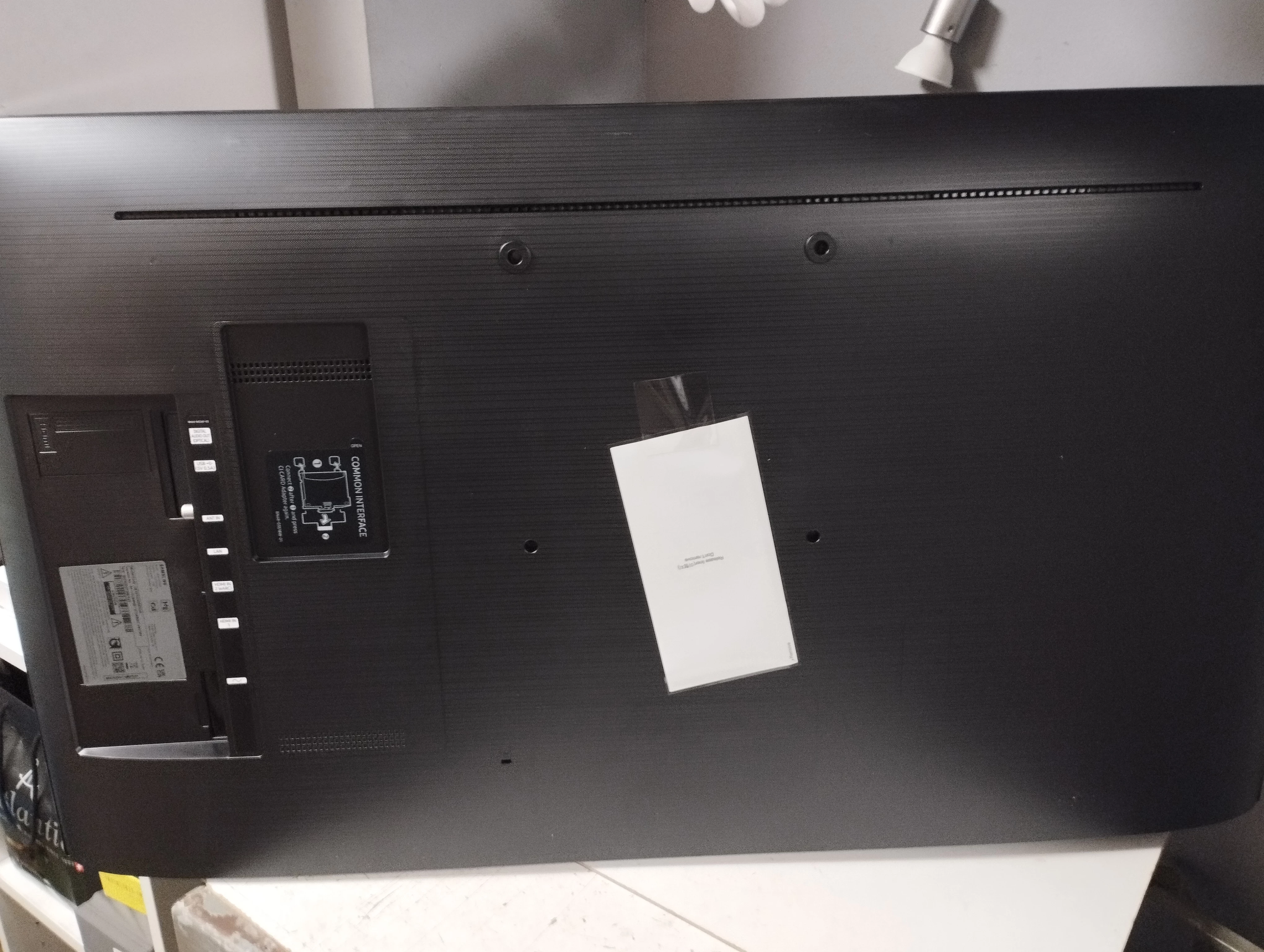 telewizor-smart-led-samsung-ue43tu7022k-4k-uhd-wifi-komplet-typ-telewizora-led