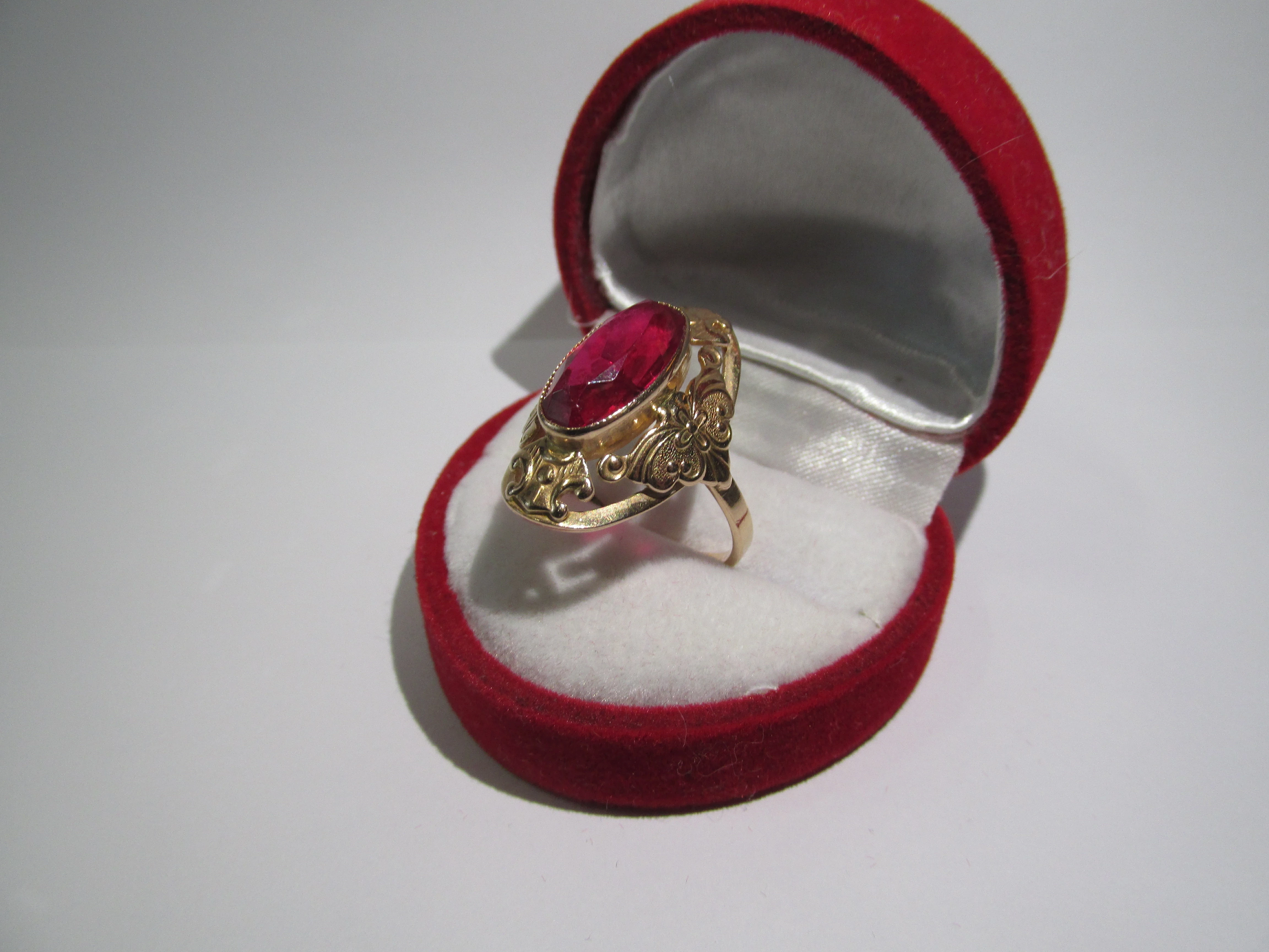 zloty-pierscionek-z-duzym-oczkiem-pr-583-r-18-cechy-brak