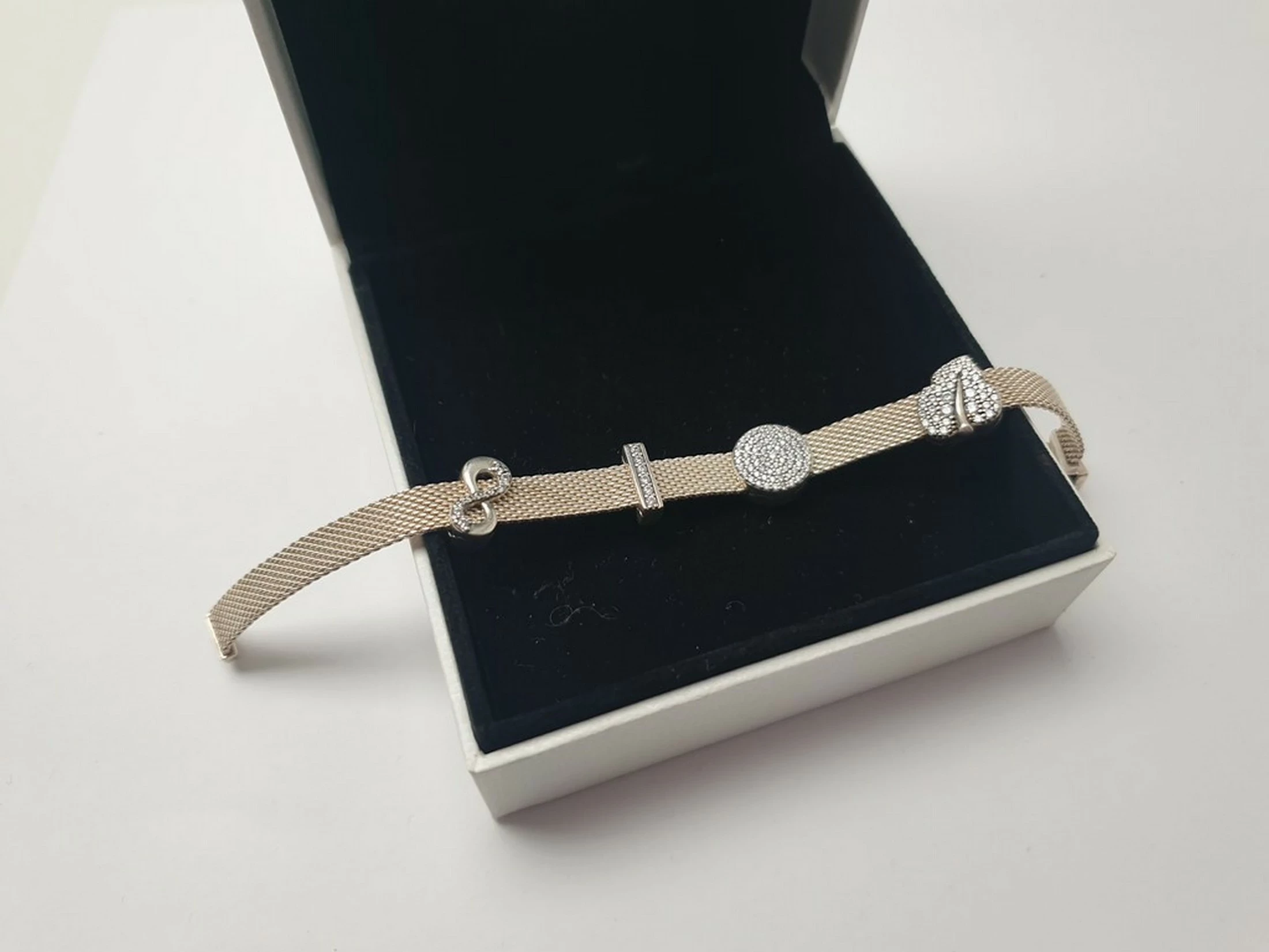 srebrna-pandora-reflexions-4-zawieszki-marka-pandora