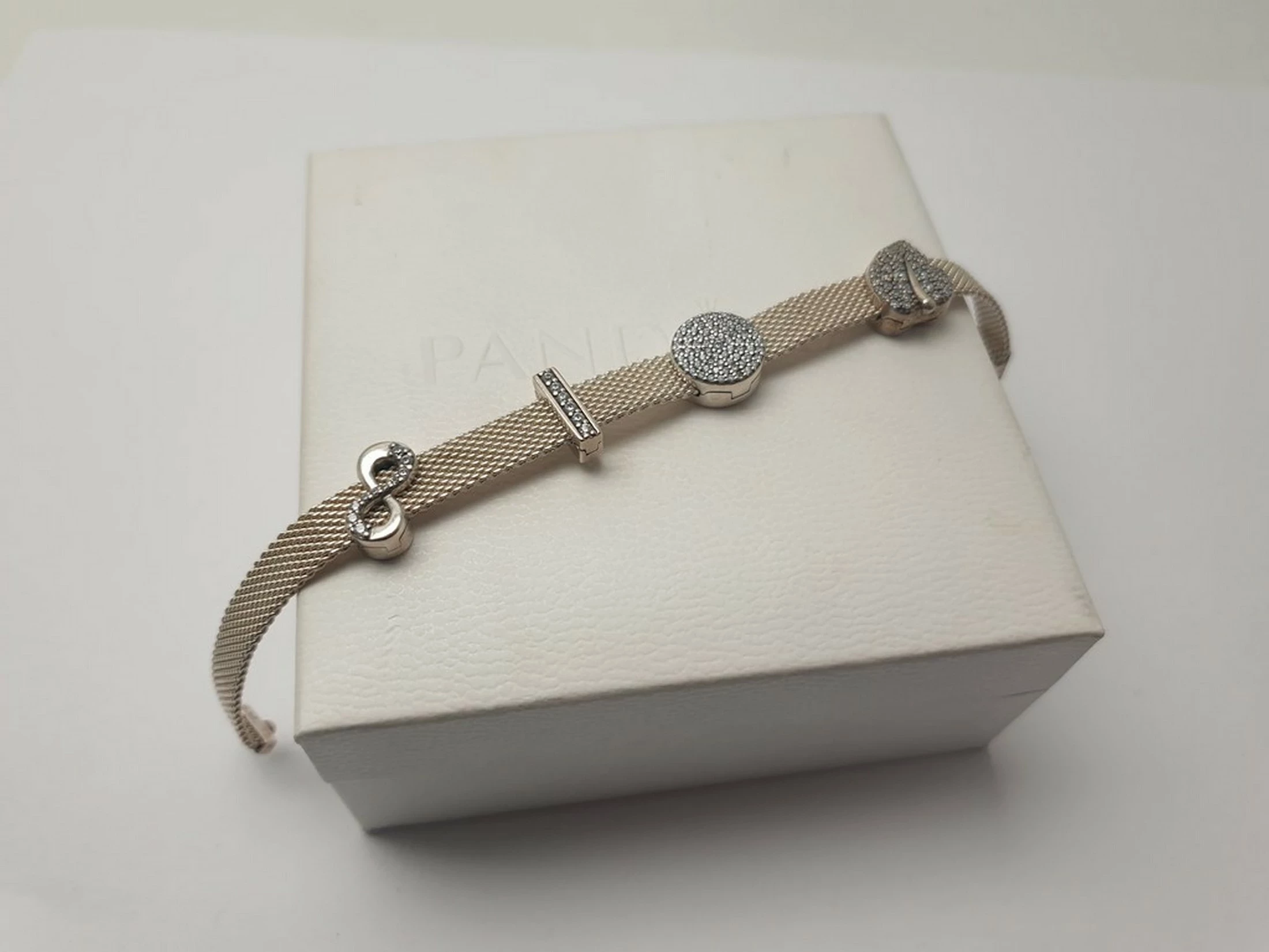 srebrna-pandora-reflexions-4-zawieszki-material-srebro