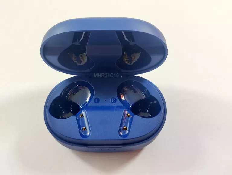 sluchawki-bluetooth-aukey-tws-bezprzewodowe-kolor-dominujacy-129357-5