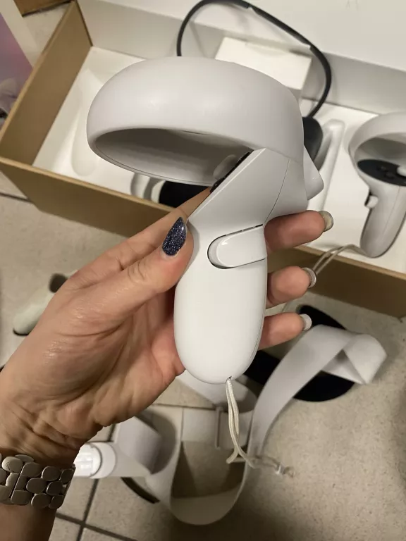 OCULUS QUEST 2 64GB GOGLE VR KOMPLET