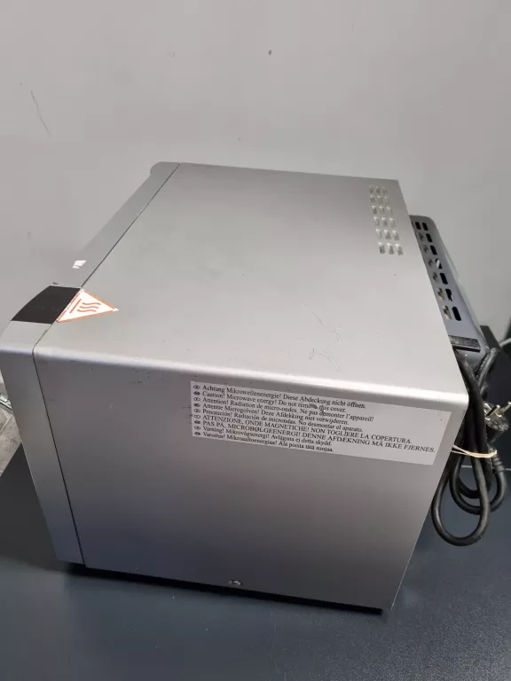 KUCHENKA MIKROFALOWA SEVERIN MW 7803 800W - OPIS