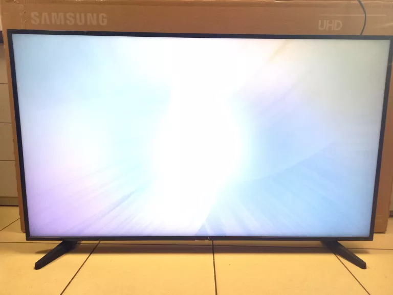 TELEWIZOR SAMSUNG 50' UE50NU7092U